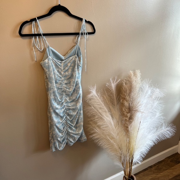 Blue Floral fitted Mini - Picture 3 of 3